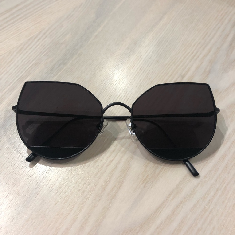 Gentle Monster Sunglasses (New)